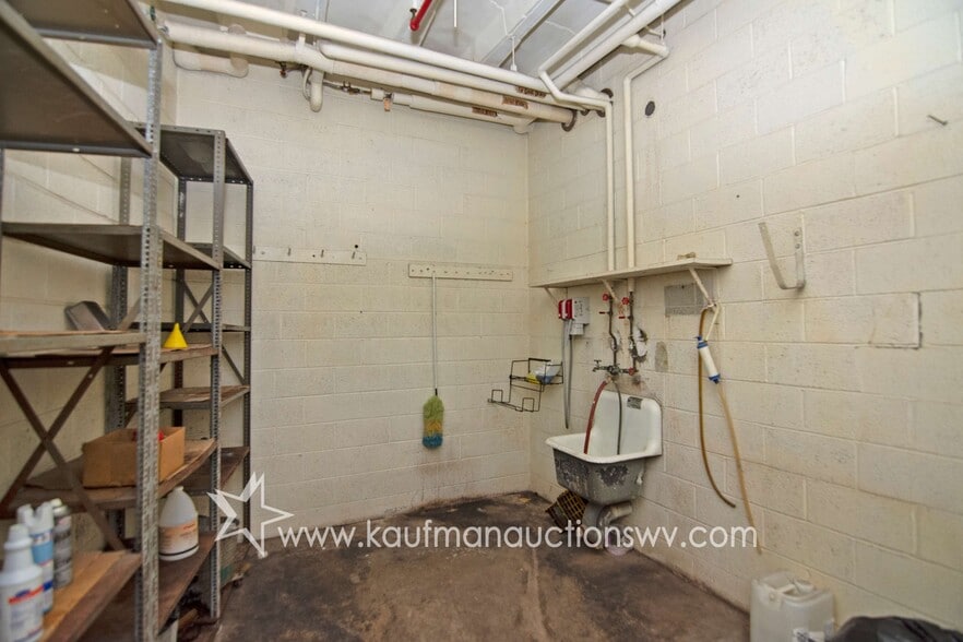 More Photos Of 100 Bluestone Rd, Mount Hope Research And Development For Sale