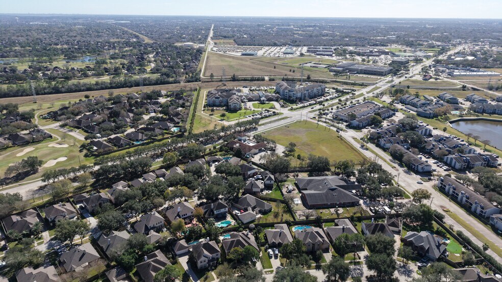 More Photos Of 2622 Marina Bay Dr, League City Medical For Lease