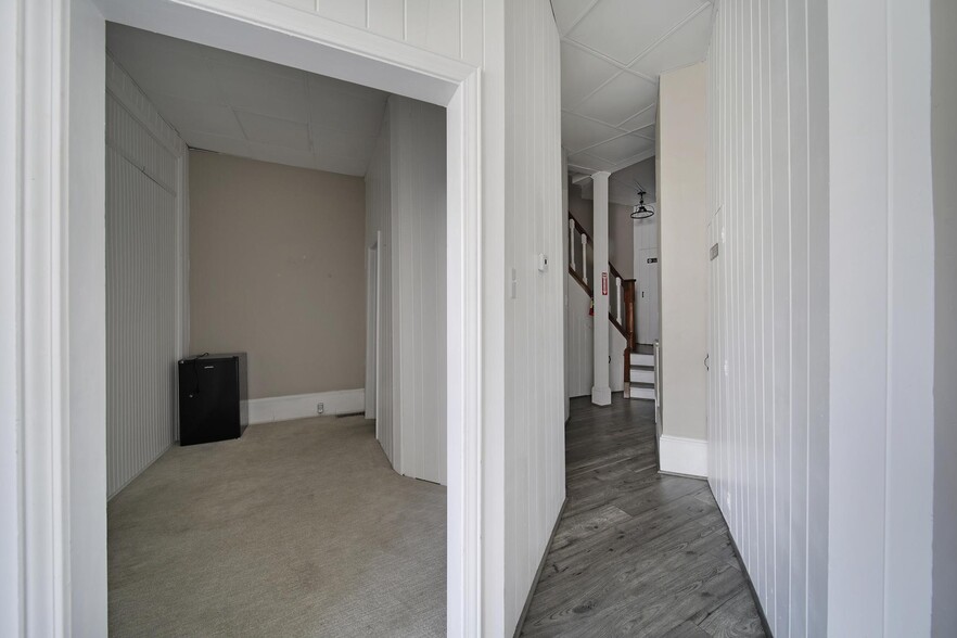 More Photos Of 101 Gadsden St, Chester Storefront Retail Office For Sale