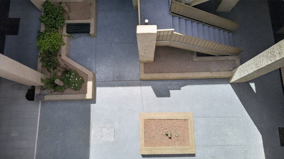 More Photos Of 2920 N 24th Ave, Phoenix Office For Sale