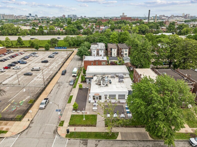 More Photos Of 4175 Shaw Blvd, Saint Louis Restaurant For Sale