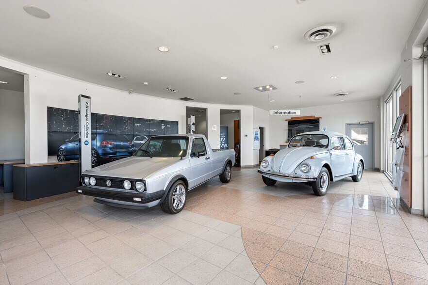 More Photos Of 4921 Wellington Rd, Nanaimo General Retail For Lease