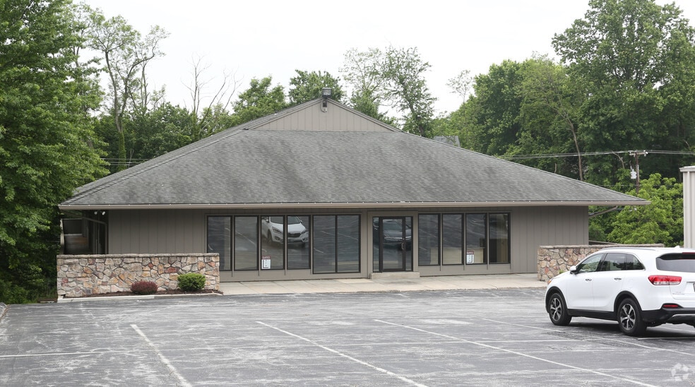 More Photos Of 9025 Chevrolet Dr, Ellicott City Office For Lease