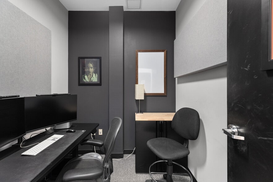 More Photos Of 934 Glenwood Ave SE, Atlanta Loft Creative Space For Sale