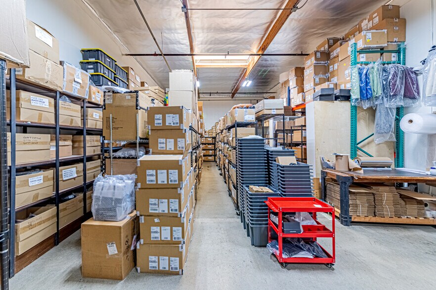 More Photos Of 2005 Raymer Ave, Fullerton Warehouse For Sale