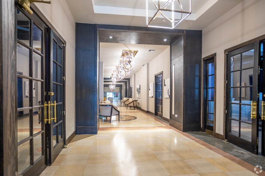 More Photos Of 225 E Capitol St, Jackson Apartments For Lease