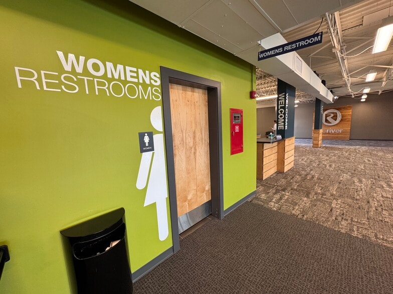 More Photos Of 759 S Lenfesty Ave, Marion Religious Facility For Sale