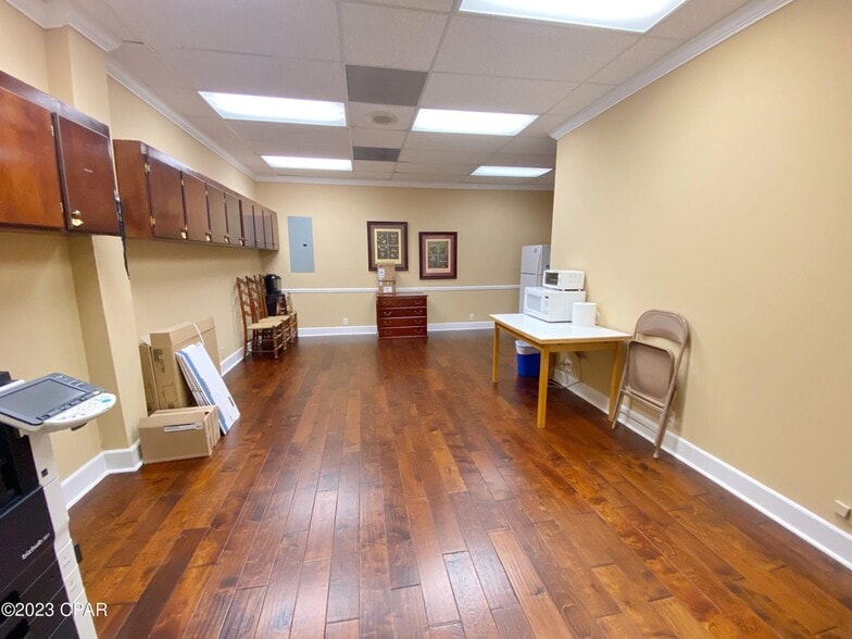 More Photos Of 4431 Lafayette St, Marianna Office For Lease