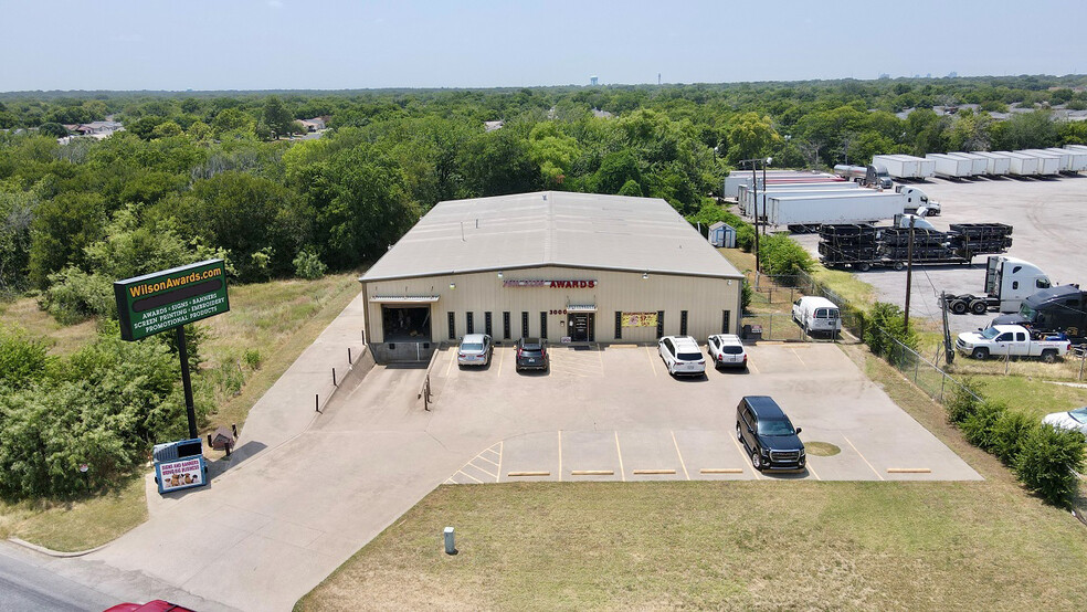 Primary Photo Of 3000 E Loop 820 S, Fort Worth Warehouse For Sale