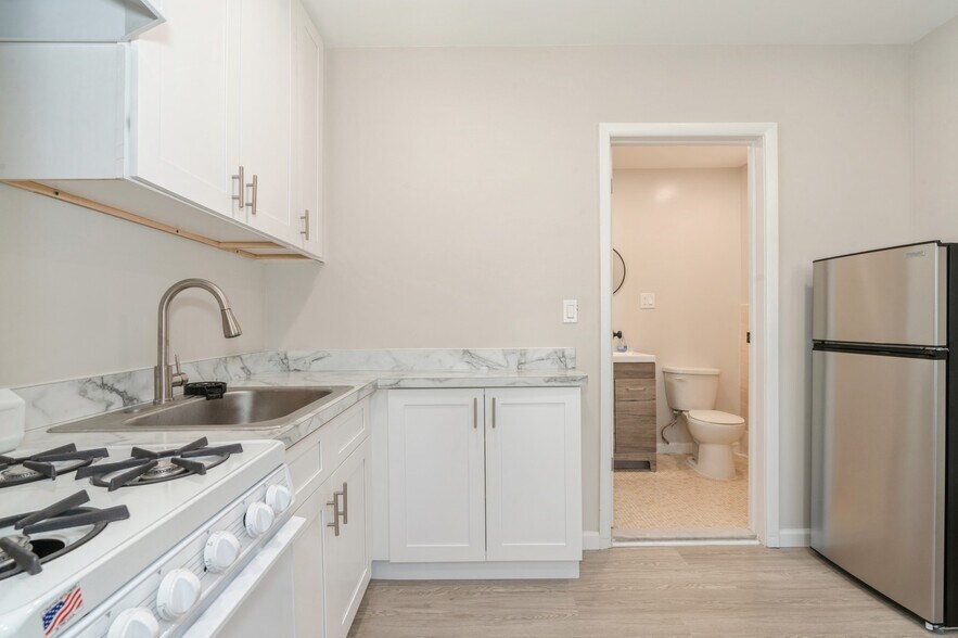 More Photos Of 40 Beacon Ave, Jersey City Apartments For Sale
