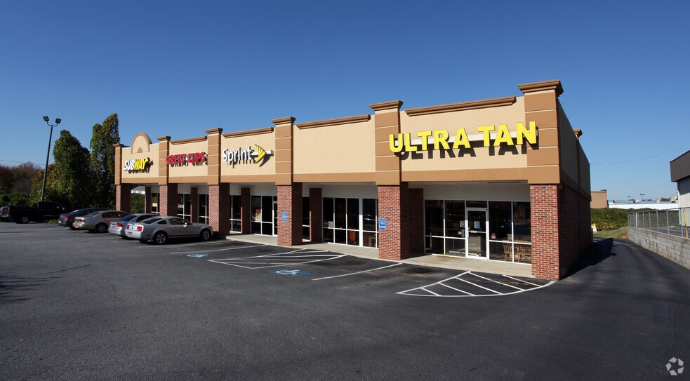 Primary Photo Of 15 Ray E Talley Ct, Simpsonville Unknown For Lease