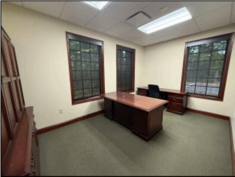 More Photos Of 1771 Indian Wood Cir, Maumee Office For Sale