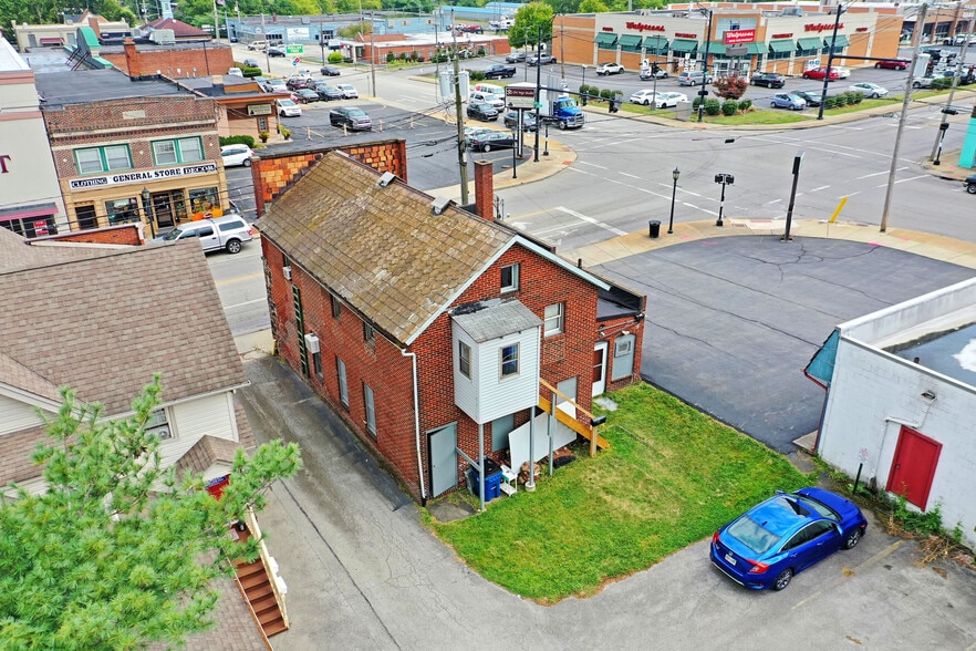 More Photos Of 12-14 N Main St, Hubbard Storefront Retail Residential For Sale