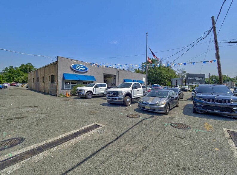 More Photos Of 2530 Springfield Ave, Vauxhall Land For Lease