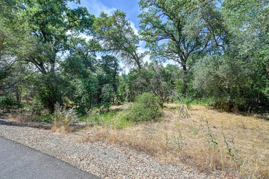 More Photos Of 8915 Oak Ave, Orangevale Land For Sale