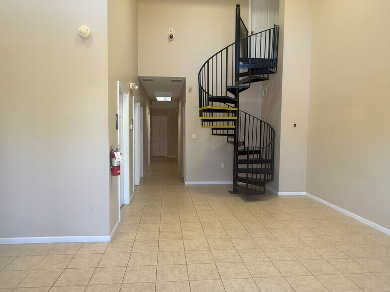 More Photos Of 1221 E 25th St, Lawrence Warehouse For Lease