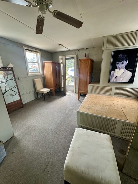 More Photos Of 705 Main St, Hyannis General Retail For Sale