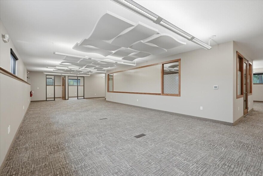 More Photos Of 2321 Jack Breault Dr, Hudson Office For Sale
