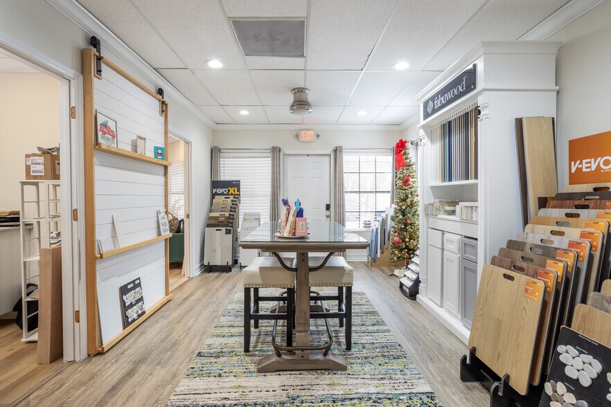 More Photos Of 217 W Seminole Ave, Melbourne Office For Lease