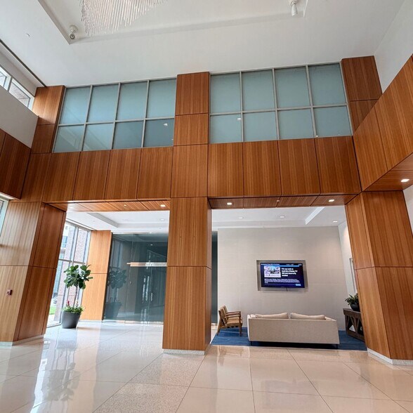 More Photos Of 230 N Elm St, Greensboro Office For Lease