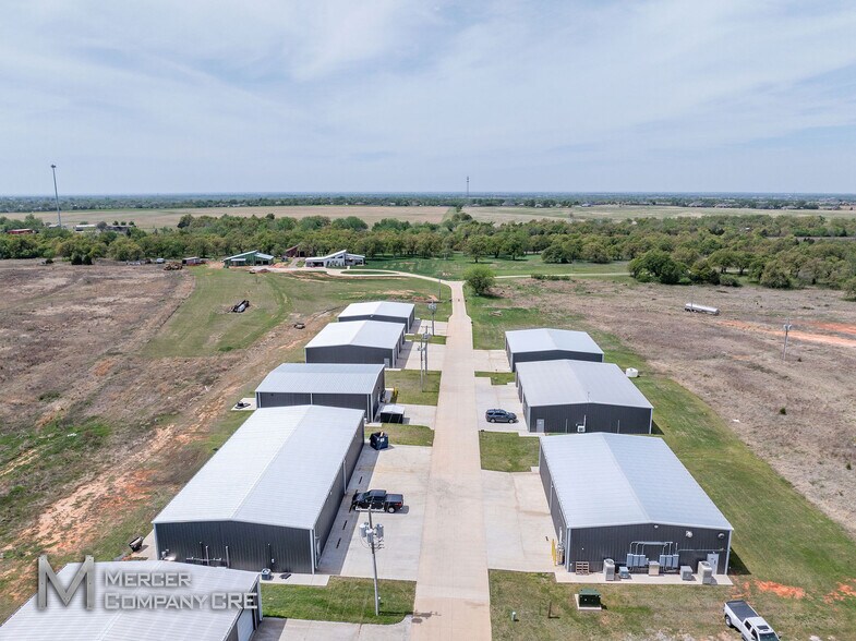 More Photos Of 240 Silver Ln, Edmond Warehouse For Sale