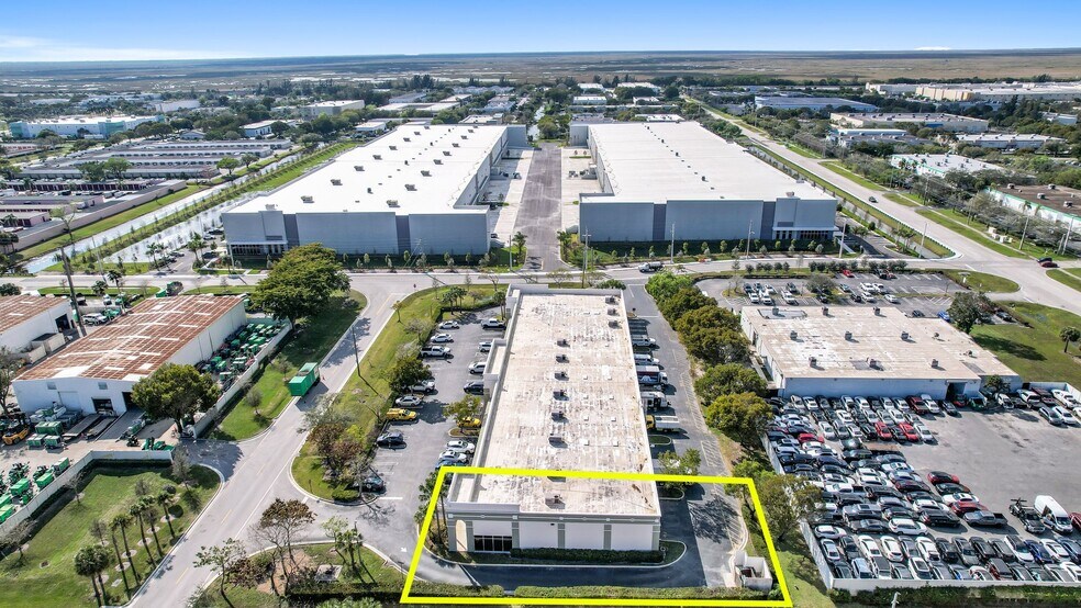 More Photos Of 11931-11971 NW 37th St, Coral Springs Warehouse For Sale