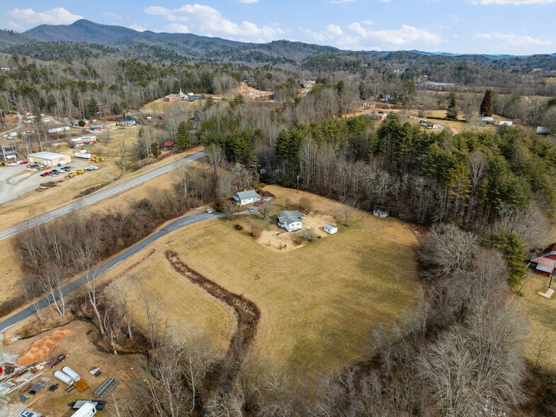 More Photos Of 146 Monteith Rd, Brevard Multifamily For Sale