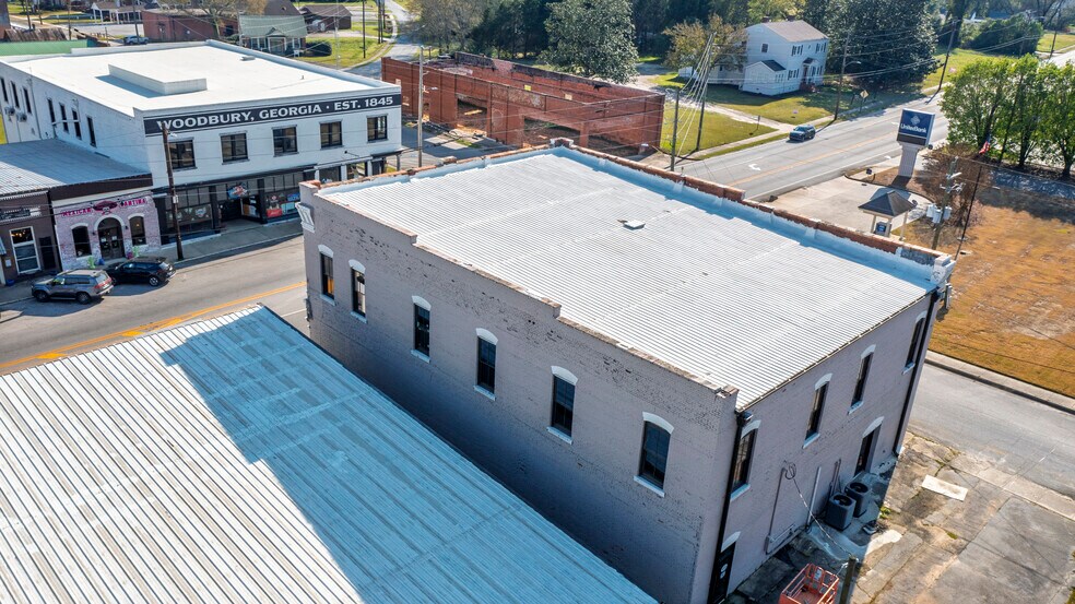 More Photos Of 18109 Main St, Woodbury Storefront Retail Office For Sale