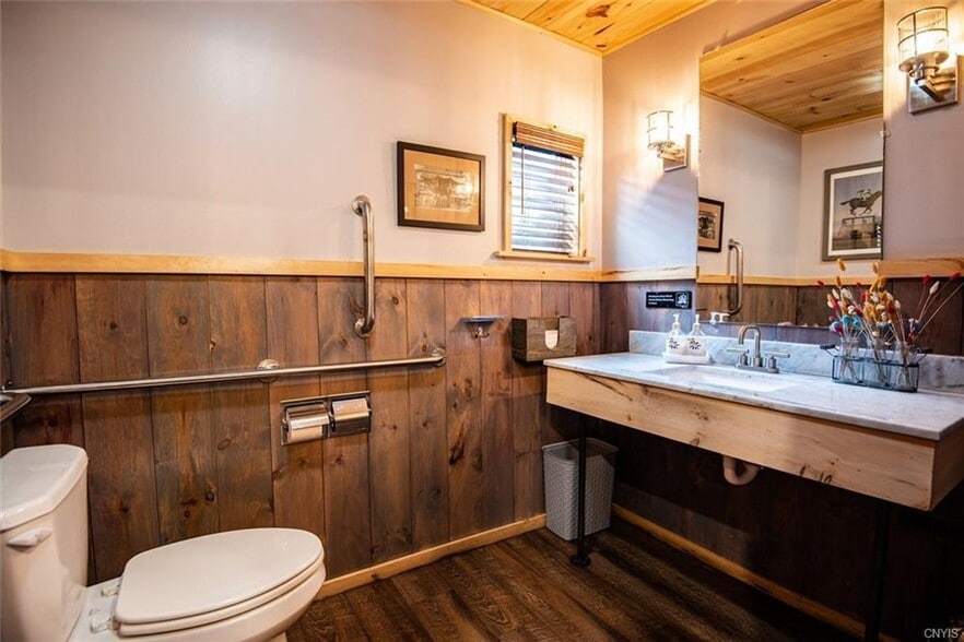 More Photos Of 417 W Dominick St, Rome Bar For Sale