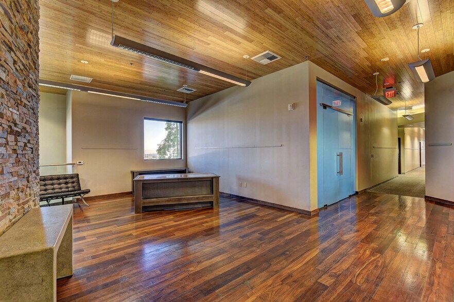 More Photos Of 6625 Badura Ave, Las Vegas Flex For Sale