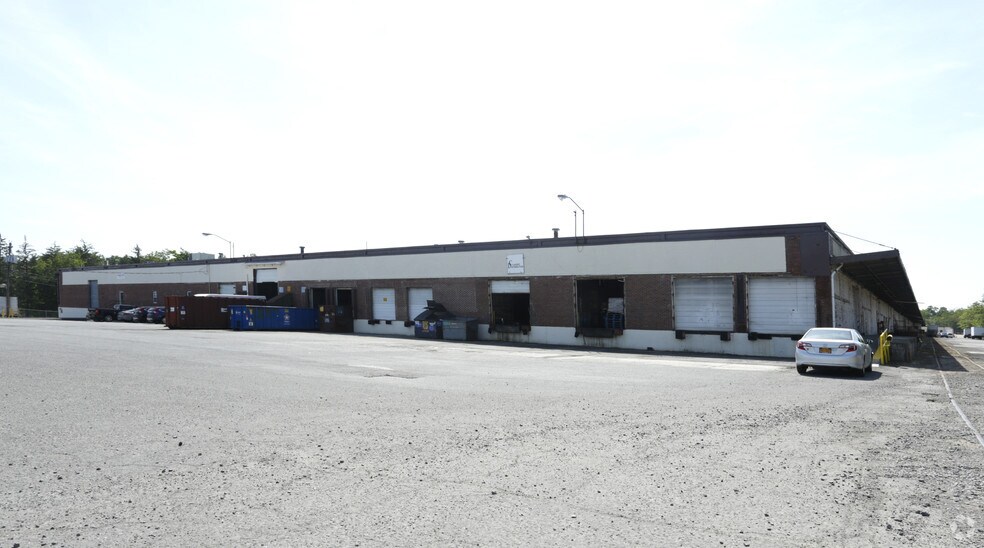More Photos Of 625 Jersey Ave, New Brunswick Warehouse For Lease