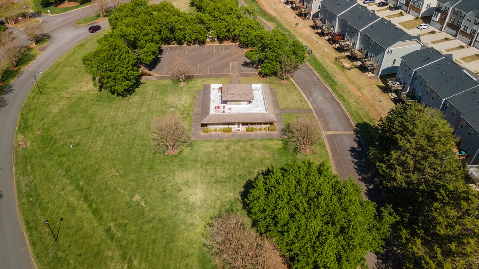 More Photos Of 130 Heritage Blvd, Fort Mill Religious Facility For Sale