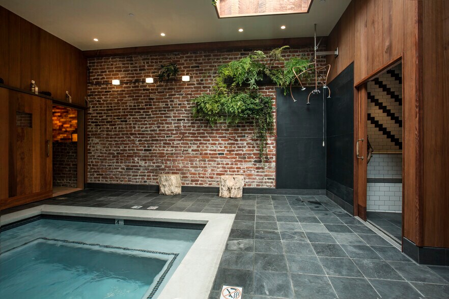 More Photos Of 466 Eddy St, San Francisco General Retail For Sale