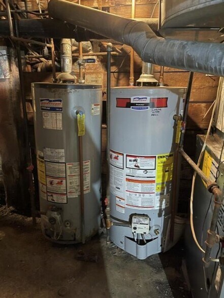 More Photos Of 12 Park Pl, Hudson Storefront Retail Residential For Sale