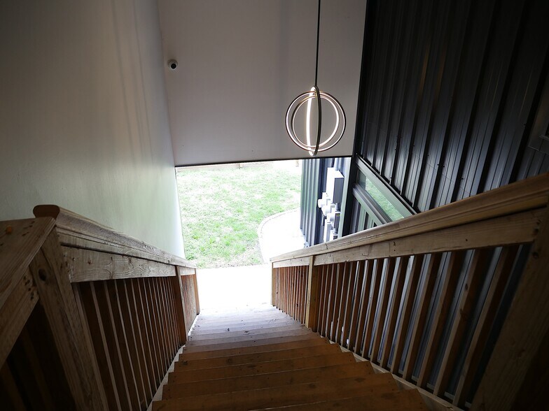 More Photos Of 1110 Logan St, Louisville Storefront Retail Residential For Sale