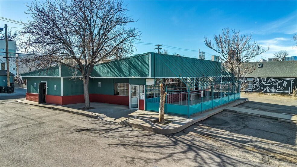 Primary Photo Of 3158 Larimer St, Denver Restaurant For Sale