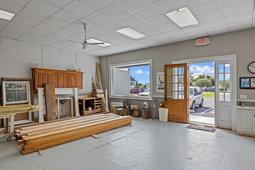 More Photos Of 1622-B Live Oak St, Beaufort Freestanding For Sale