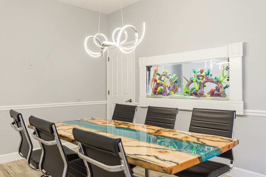 More Photos Of 7231 Little Rd, New Port Richey Office For Lease