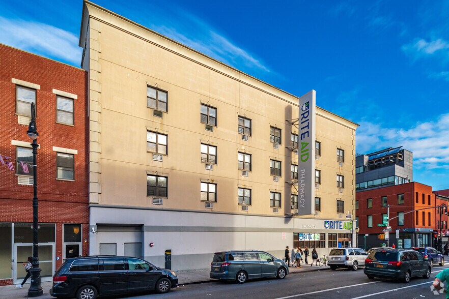More Photos Of 312 Warren St, Brooklyn Medical For Lease