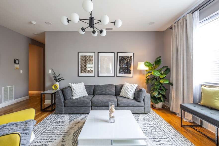 More Photos Of 6156 S Kenwood Ave, Chicago Apartments For Sale