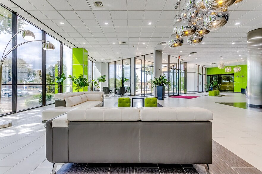 More Photos Of 2350 Valley View Ln, Dallas Loft Creative Space For Lease