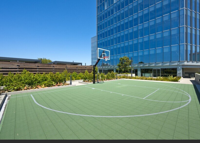 More Photos Of 11355 W Olympic Blvd, Los Angeles Office For Lease