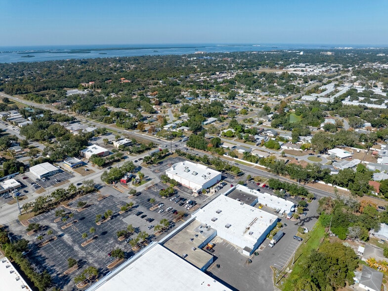 More Photos Of 1899 N Highland Ave, Clearwater Drugstore For Sale