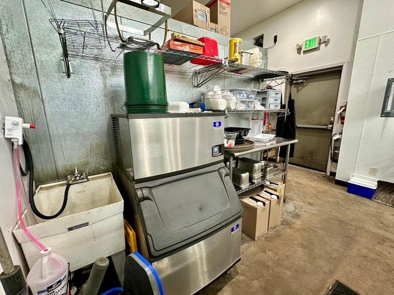 More Photos Of 202 S Broadway, Peru Storefront Retail Residential For Sale