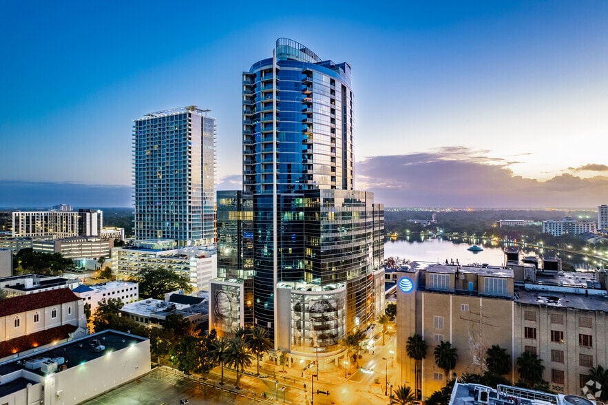 More Photos Of 111 N Magnolia Ave, Orlando Office For Lease