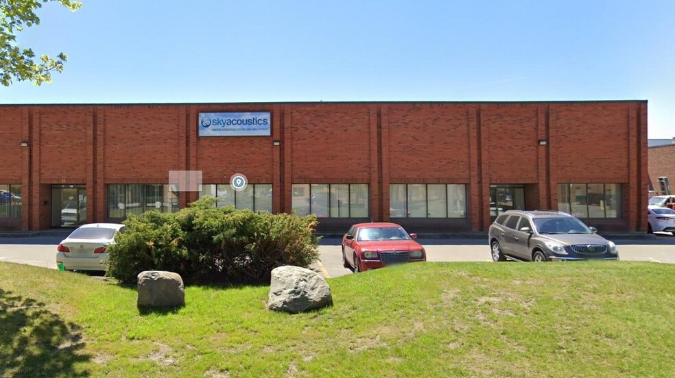 More Photos Of 55 Bradwick Dr, Concord Manufacturing For Lease
