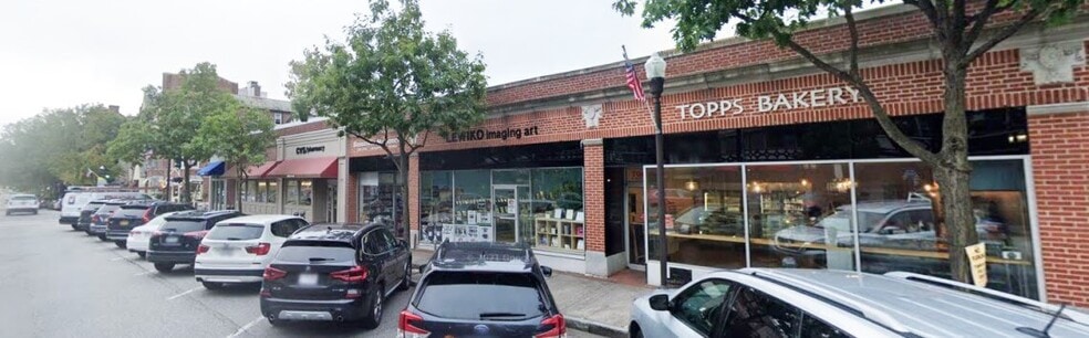 Primary Photo Of 102-116 Pondfield Rd, Bronxville Storefront For Lease