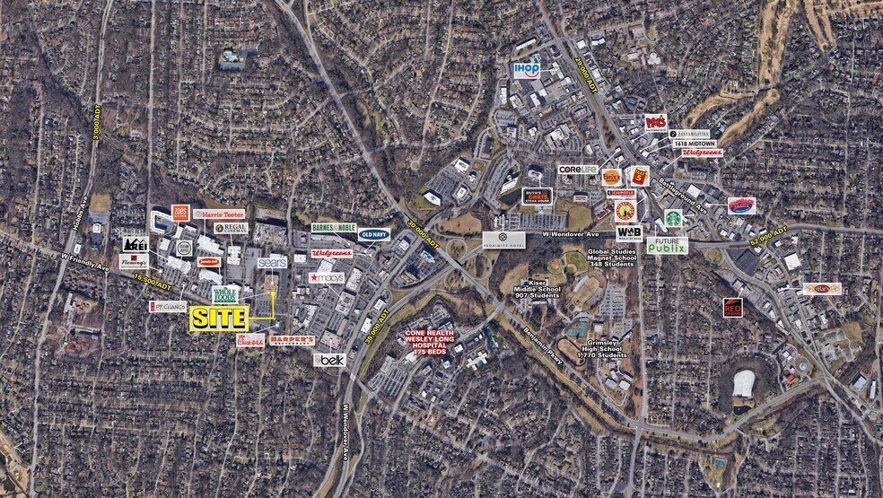 More Photos Of 3200-3202 W Friendly Ave, Greensboro General Retail For Lease