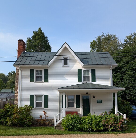 More Photos Of 16 Main St, Sperryville Apartments For Sale