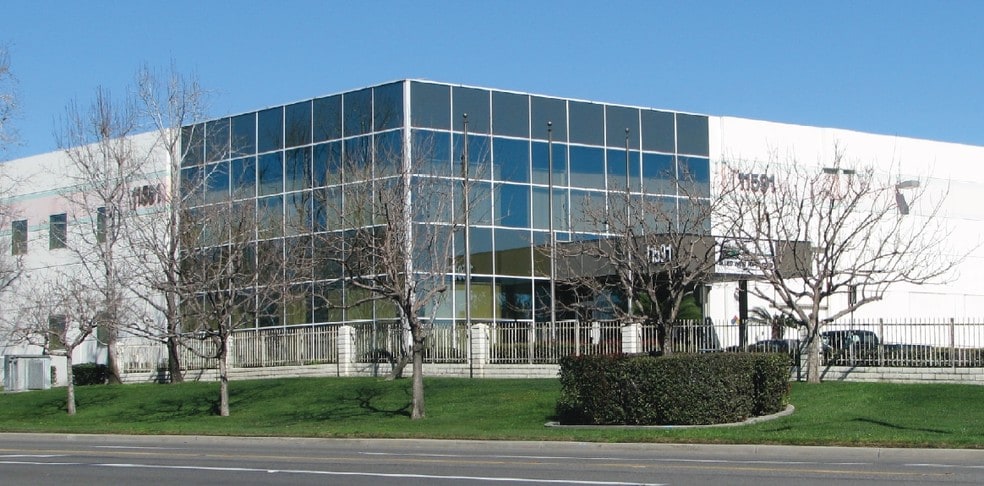 More Photos Of 11591 Etiwanda Ave, Fontana Warehouse For Lease